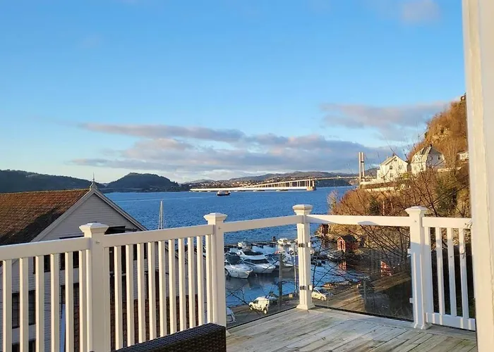 Cozy House In Historical Area Сasa de vacaciones